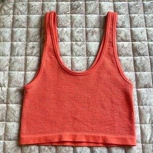 Cropped tank